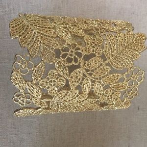 Chantilly Lace Cuff